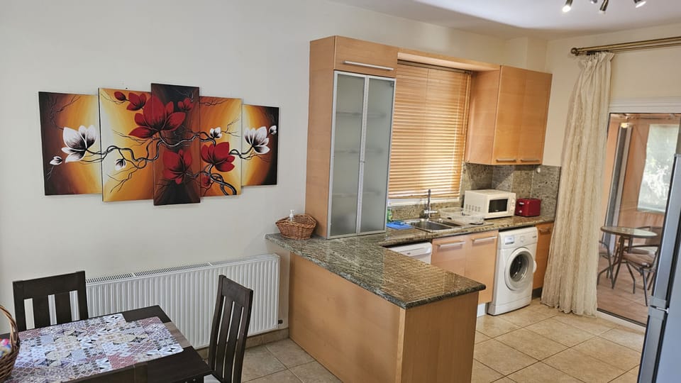 House | 3 bedrooms, soundproofing