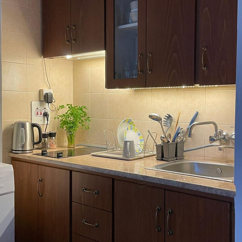 House | 1 bedroom, soundproofing