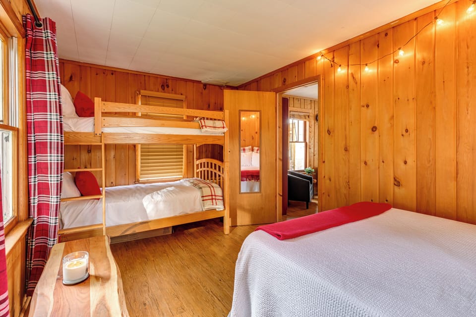 Cottage (2 Bedrooms) | Interior