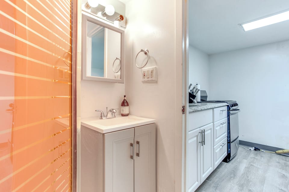 Apartment (1 Bedroom) | Interior