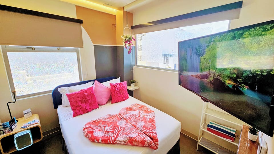 Premium Room | Hypo-allergenic bedding, individually decorated, individually furnished
