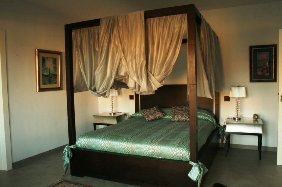 Superior Double Room, 1 Double Bed | Desk, laptop workspace, iron/ironing board, free cribs/infant beds