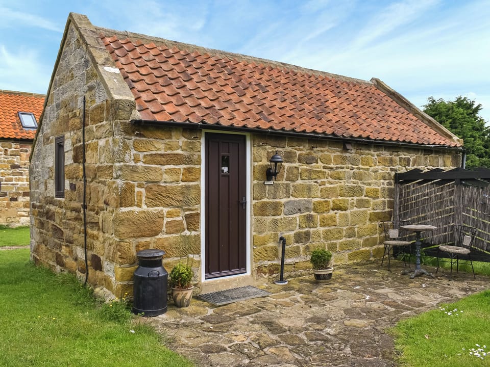 Exterior | Swallow Cottage - East Ridge Farm Holiday Cottages, Staithes, near Saltburn-by-the-Sea