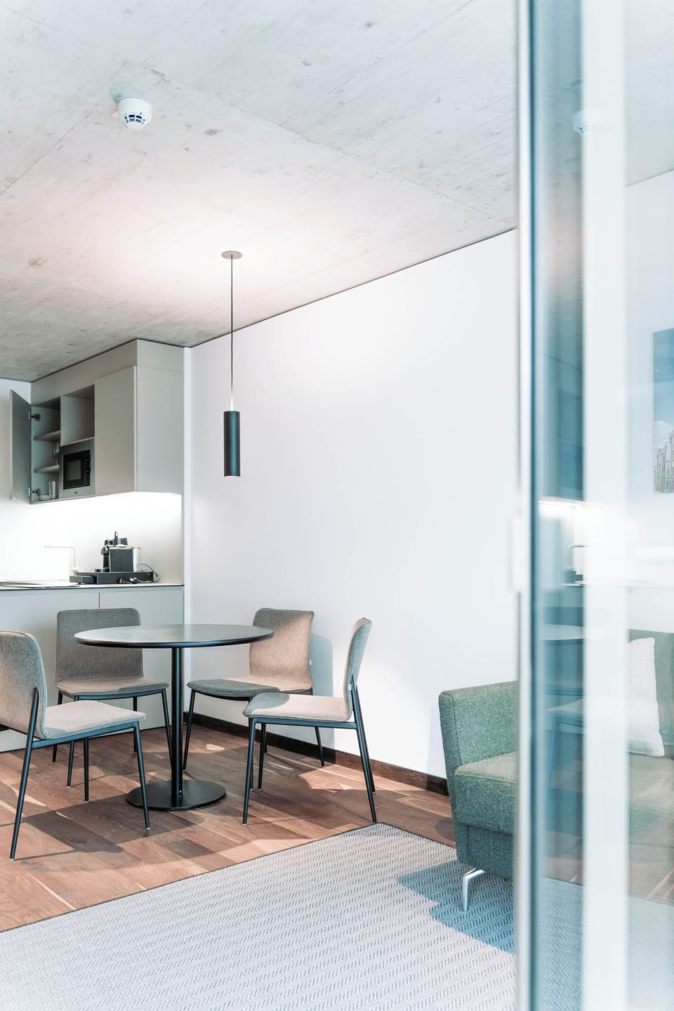 In-room safe, laptop workspace, soundproofing, free WiFi