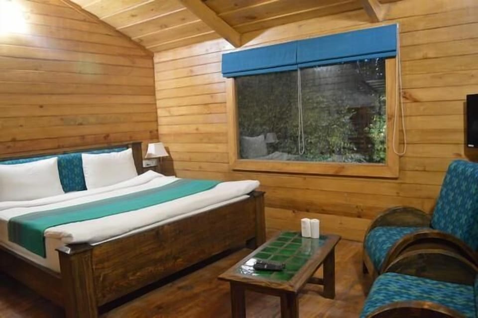 1 bedroom, Egyptian cotton sheets, premium bedding, minibar
