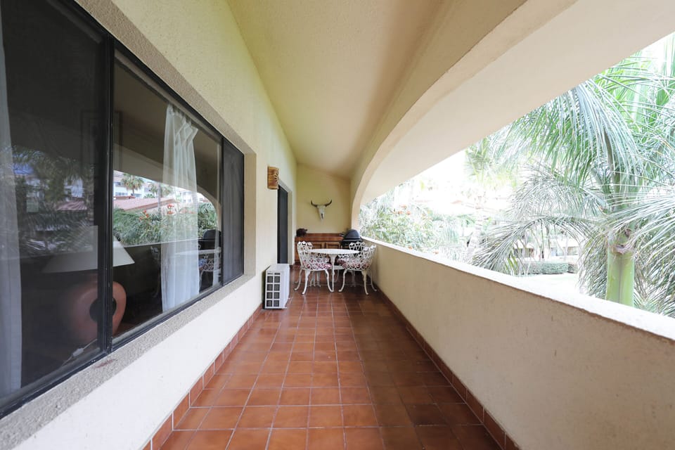 Spacious Wrap Around Patio