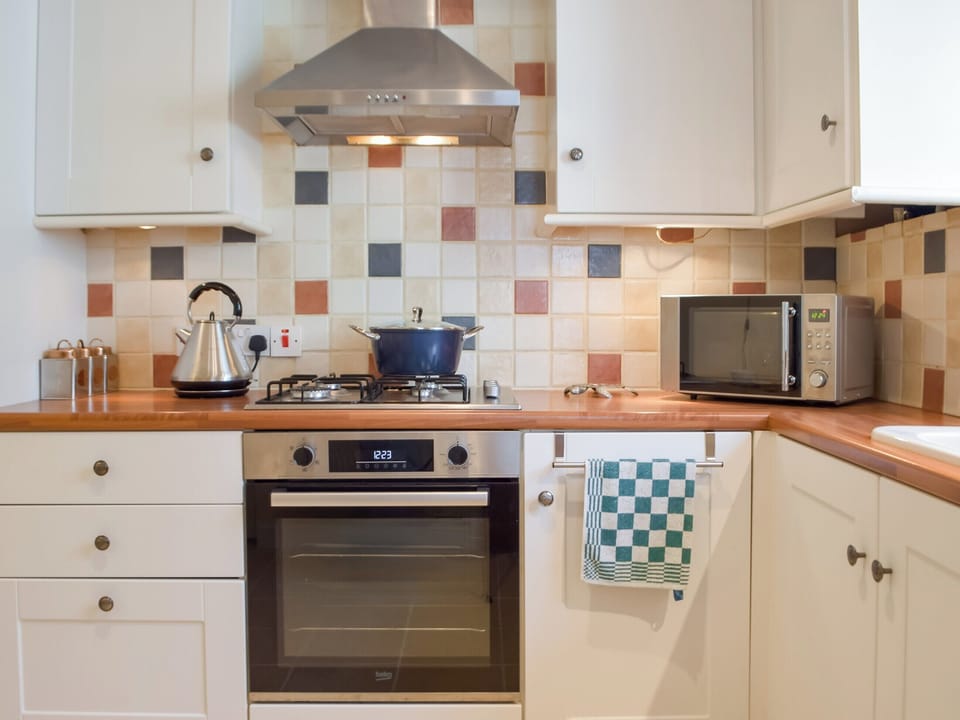 Kitchen | Morwood Cottage, Porthcawl