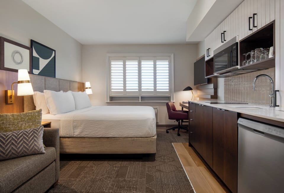 In-room safe, desk, blackout drapes, free cribs/infant beds