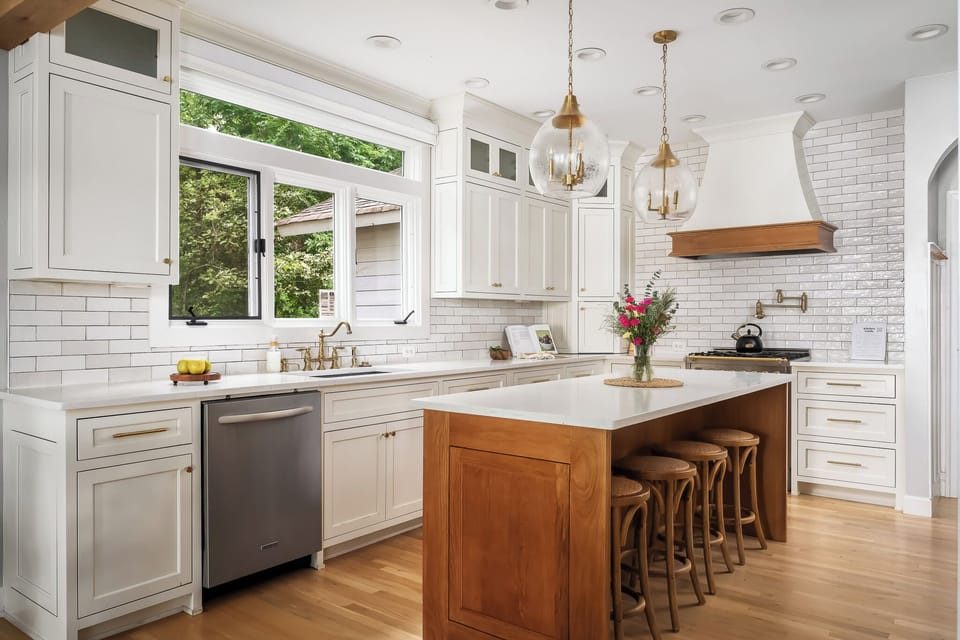 Fully equipped Chef's Kitchen