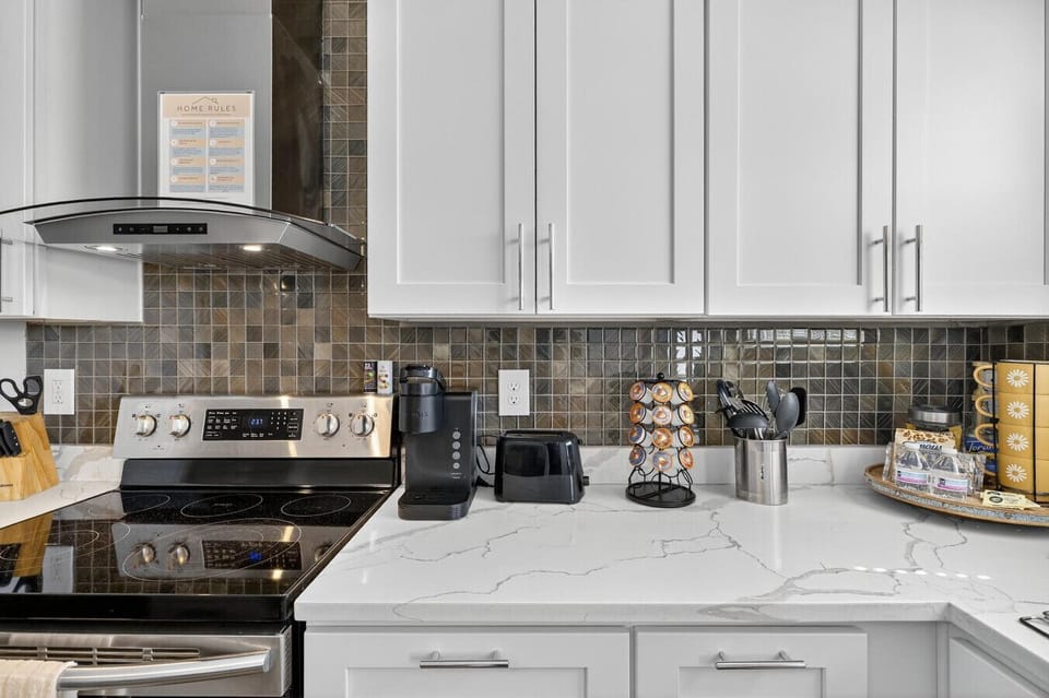 Kitchen with Coffee pods and coffee machine