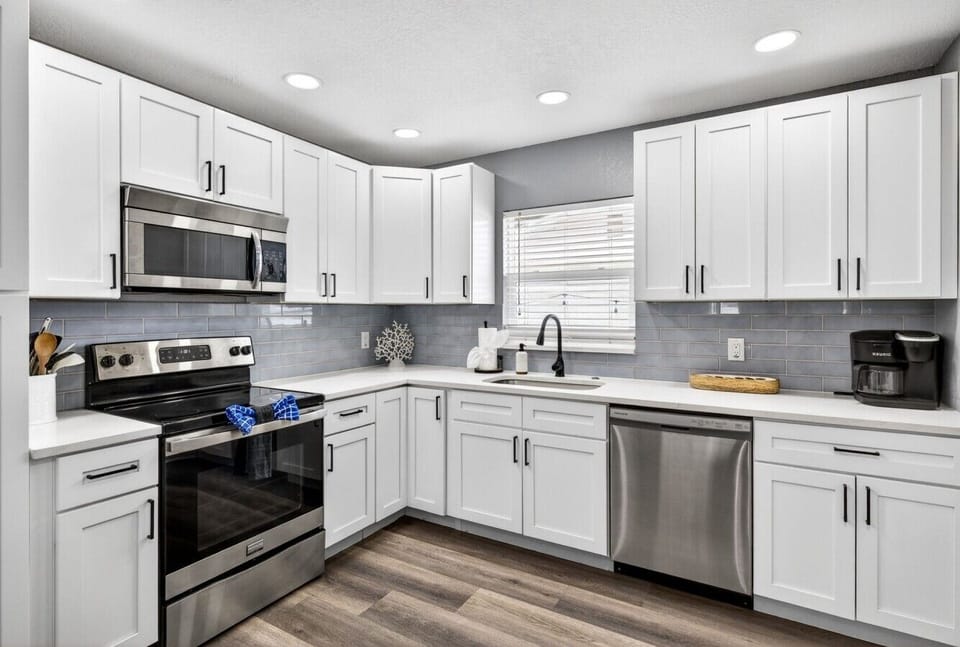 Spacious fully stocked kitchen