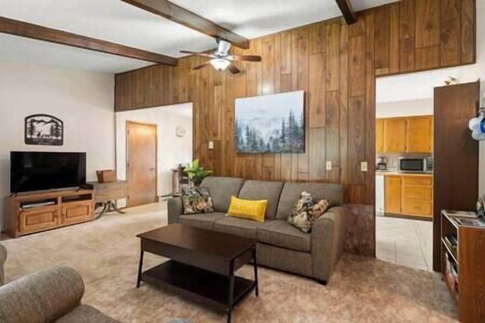 0730327d 3dbd 4537 9c8d fea0ca015c05