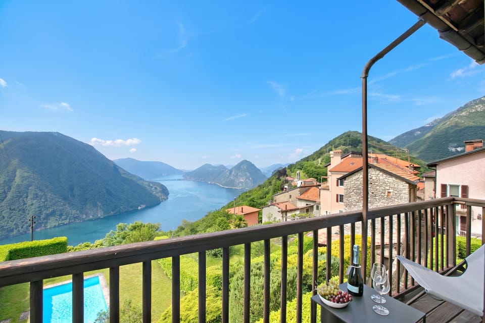 Lake View