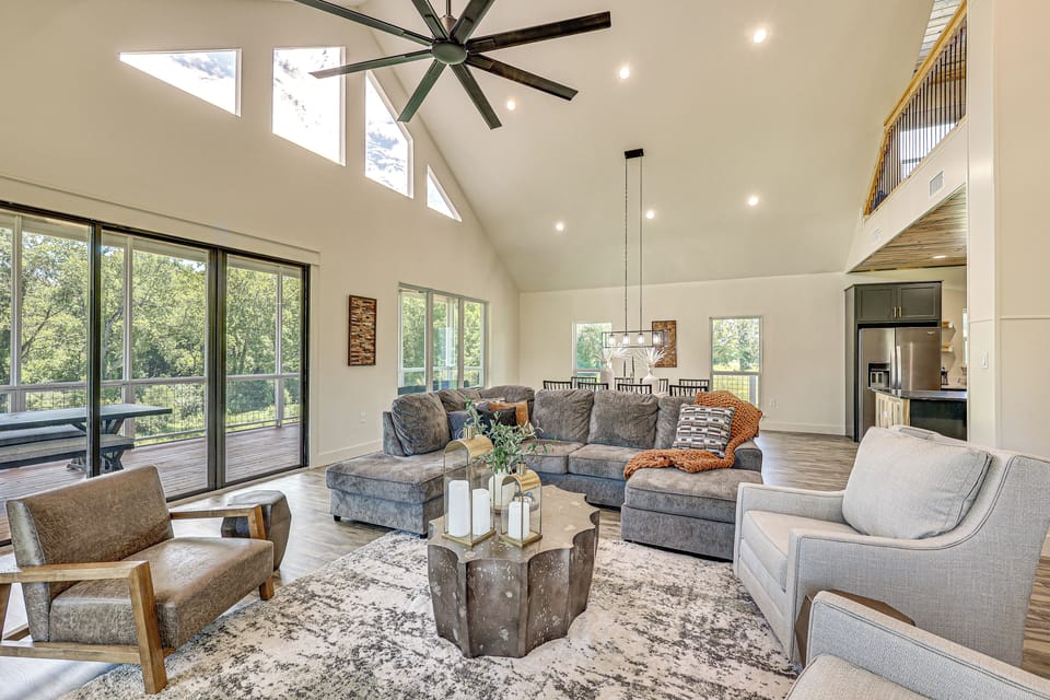 Living Room | Smart TV w/ Cable | 1st Floor