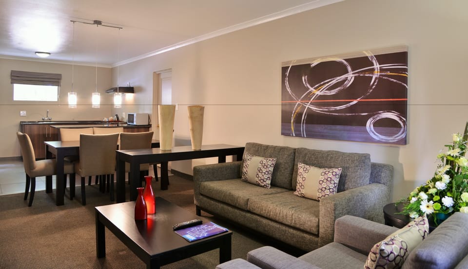 Business Suite, 1 Bedroom, Kitchenette, Courtyard Area (Silverbirch Suite 4*) | Living area | 32-inch flat-screen TV with satellite channels, TV