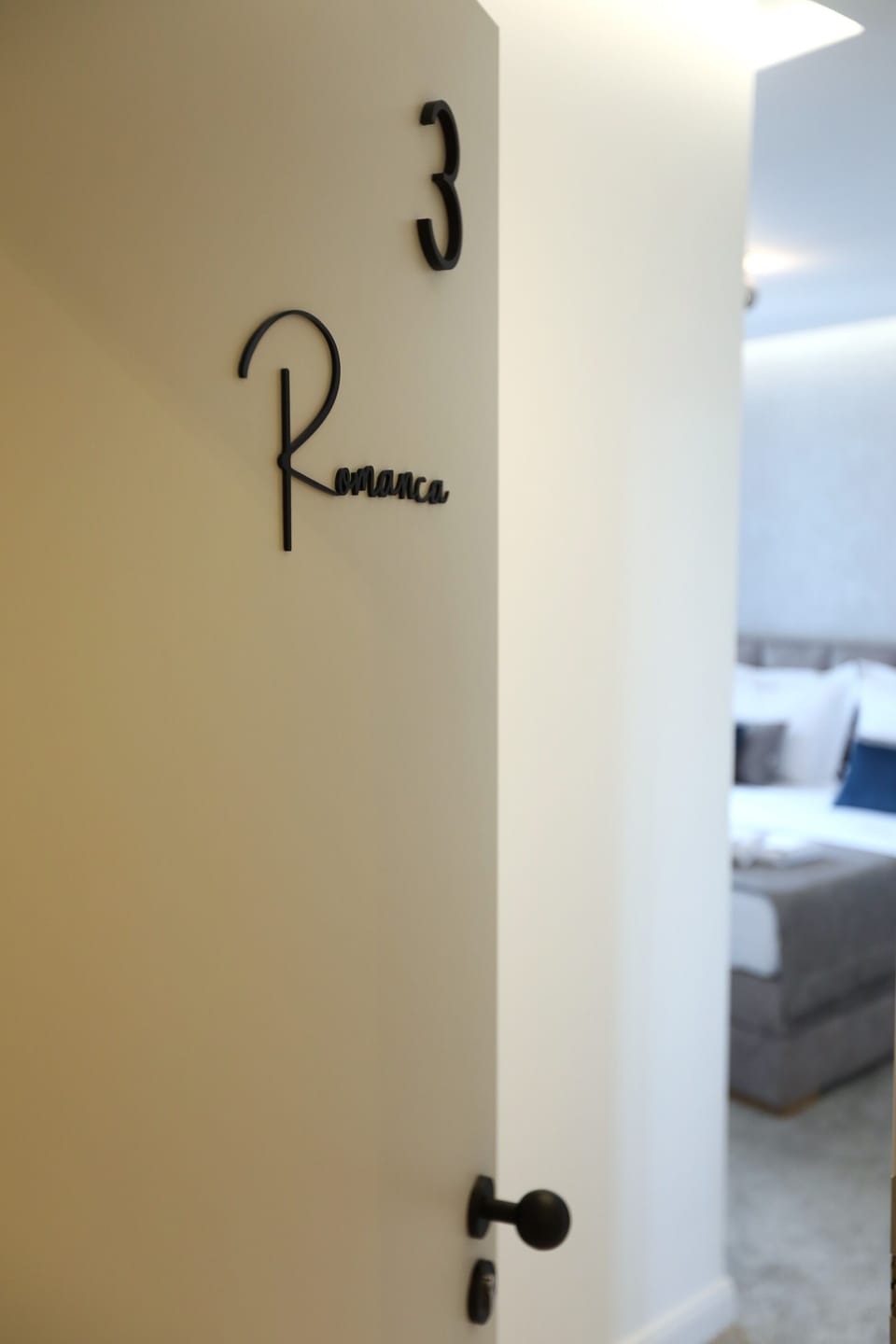 Deluxe Double Room, Partial Sea View | In-room safe, blackout drapes, soundproofing, free WiFi