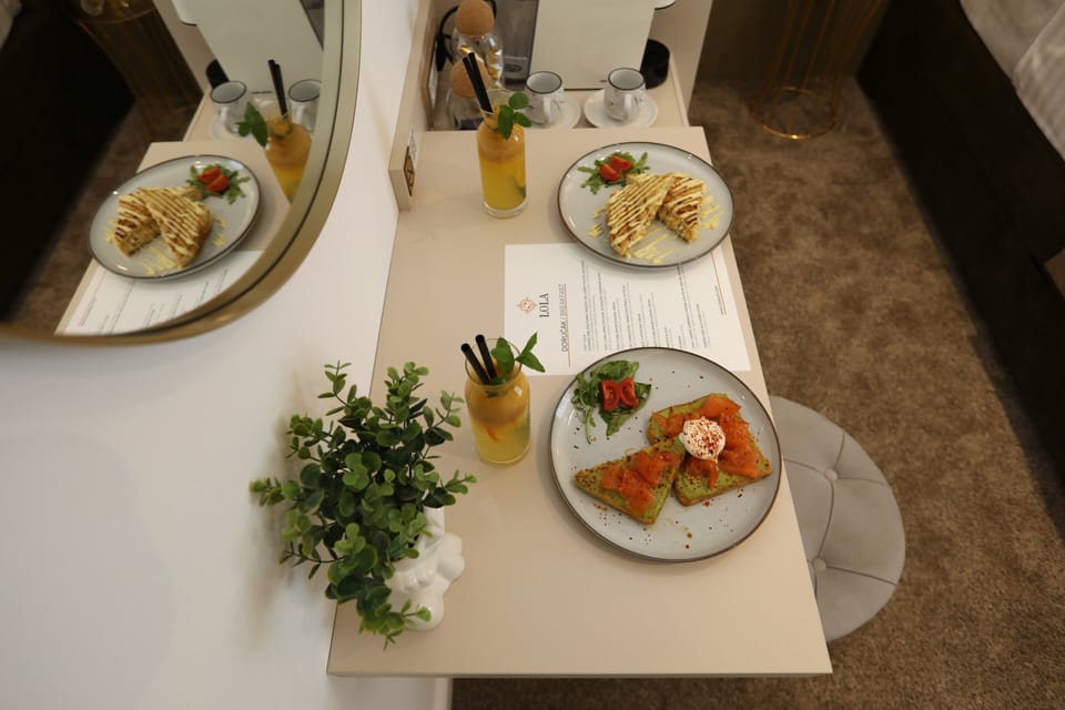 Daily local cuisine breakfast for a fee
