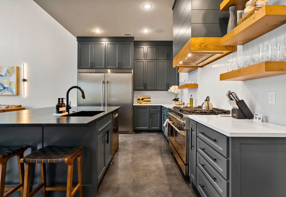 Create culinary masterpieces in our spacious and stylish kitchen, equipped with everything you need for a gourmet experience.