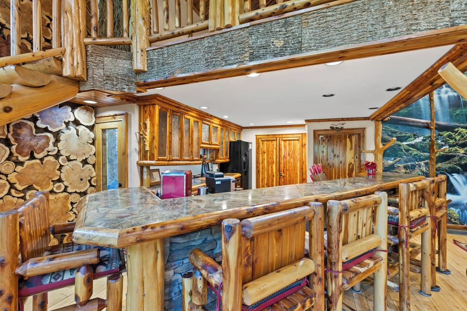 Hangout in our dream kitchen!