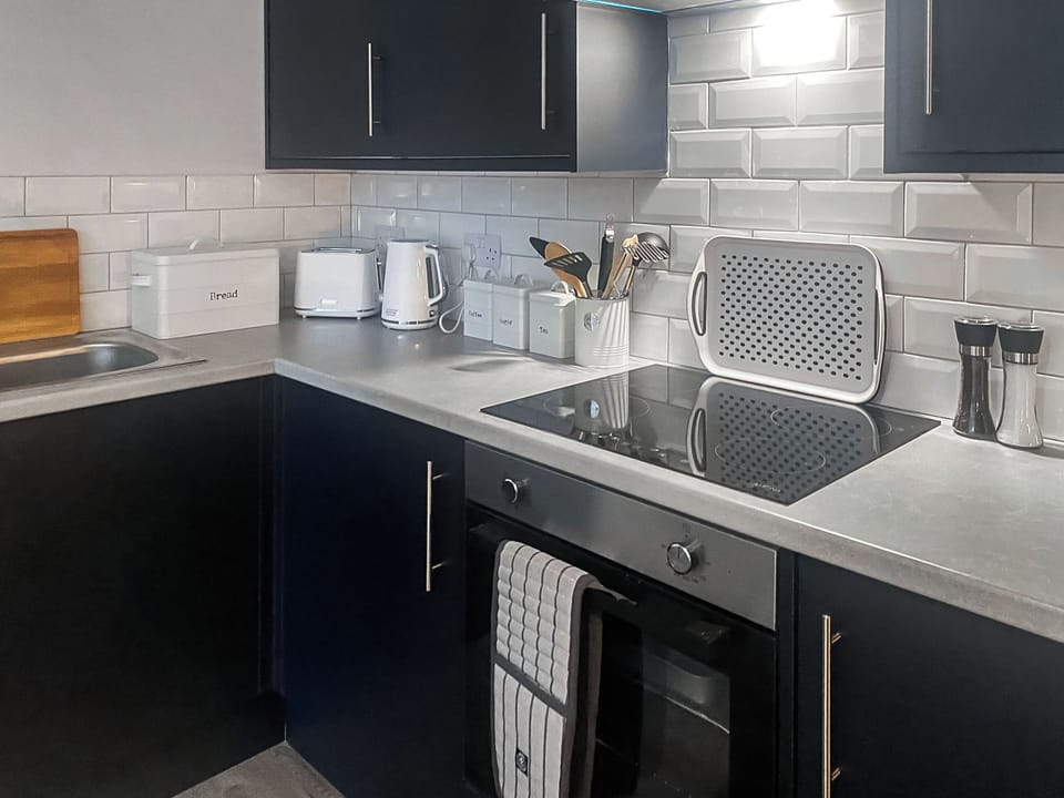 Kitchen | Clementi - Clementi Novena Retreats, Penrith