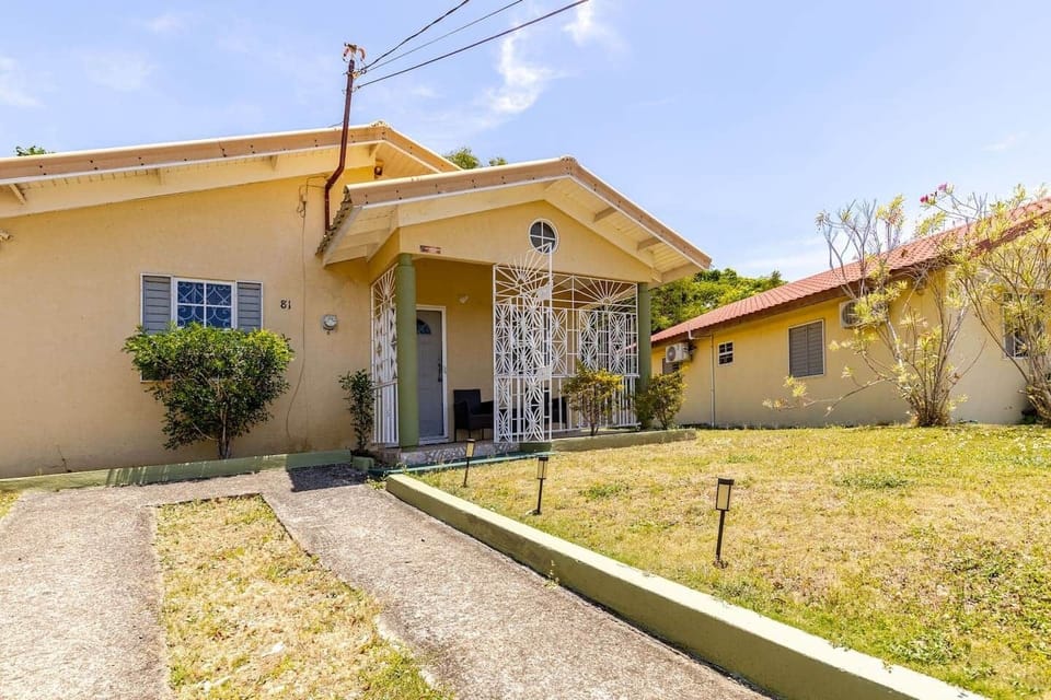 Arrive at Yon's Paradise through a private driveway 