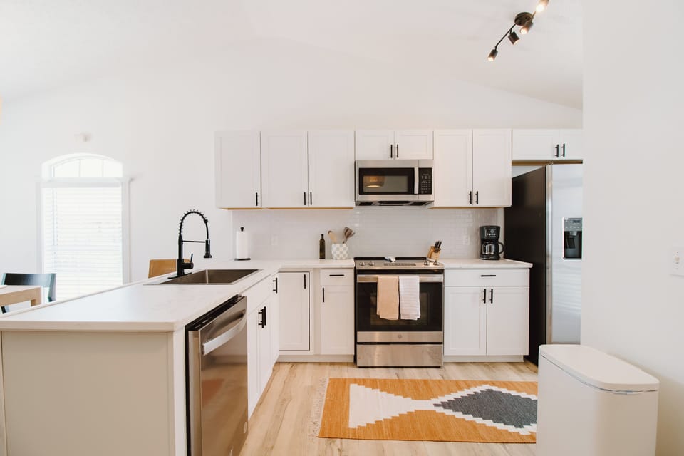 Full kitchen stacked with all your essentials! 