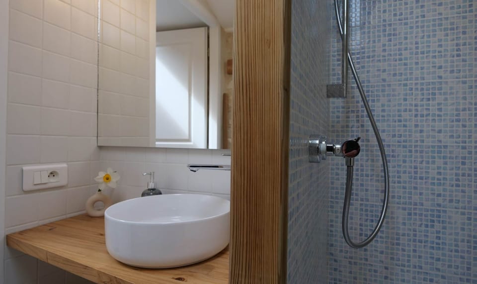 MAS LABRUGADE - Le Coquet - Salle de Bain