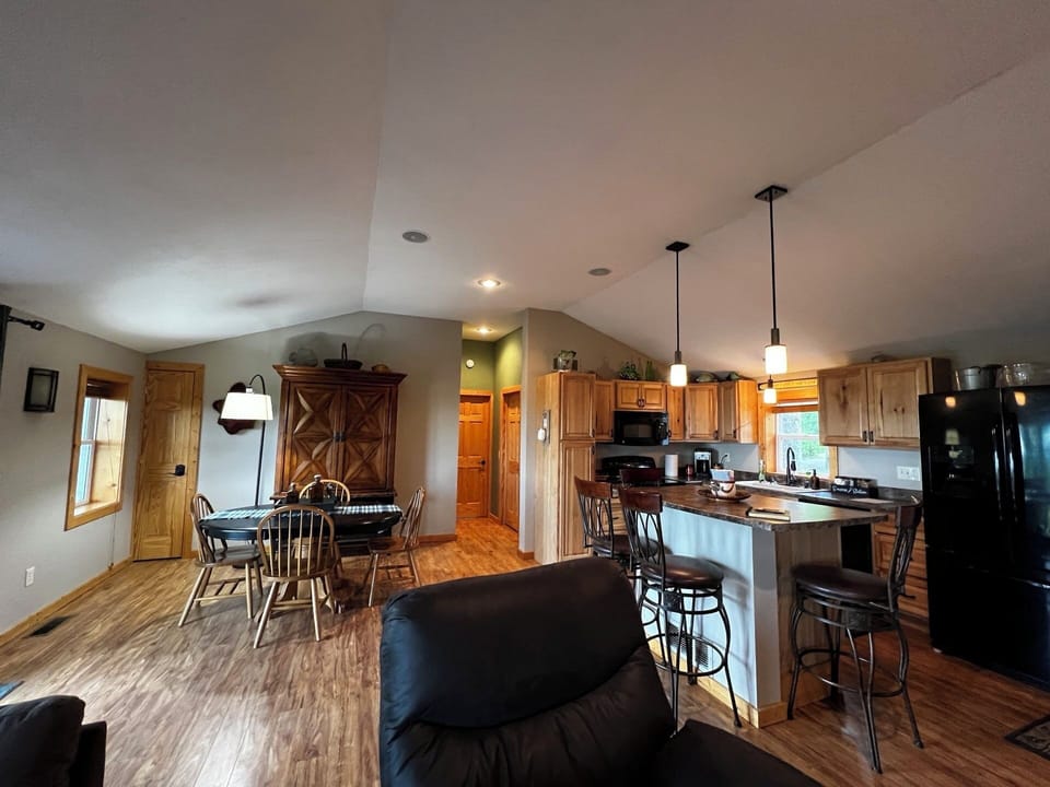 Dinging Room & Kitchen