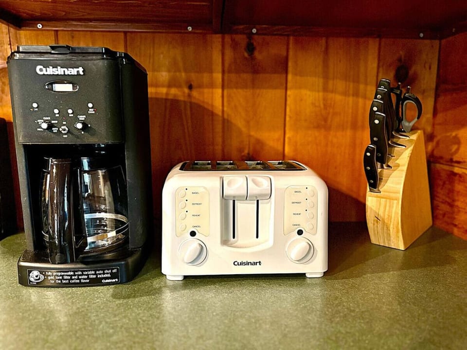 Coffee maker, toaster, and knife block