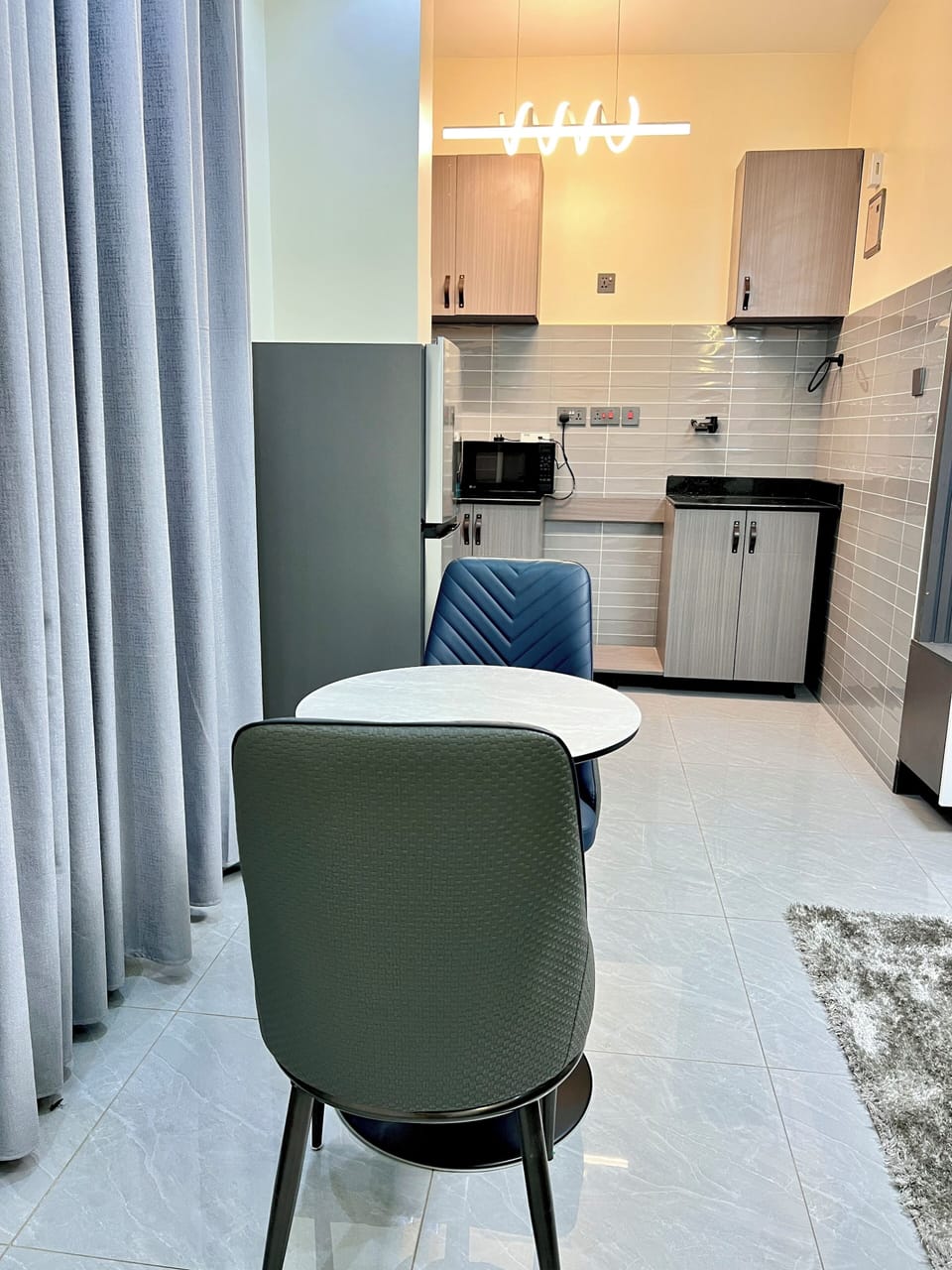 Luxury Apartment, Balcony, City View | In-room dining