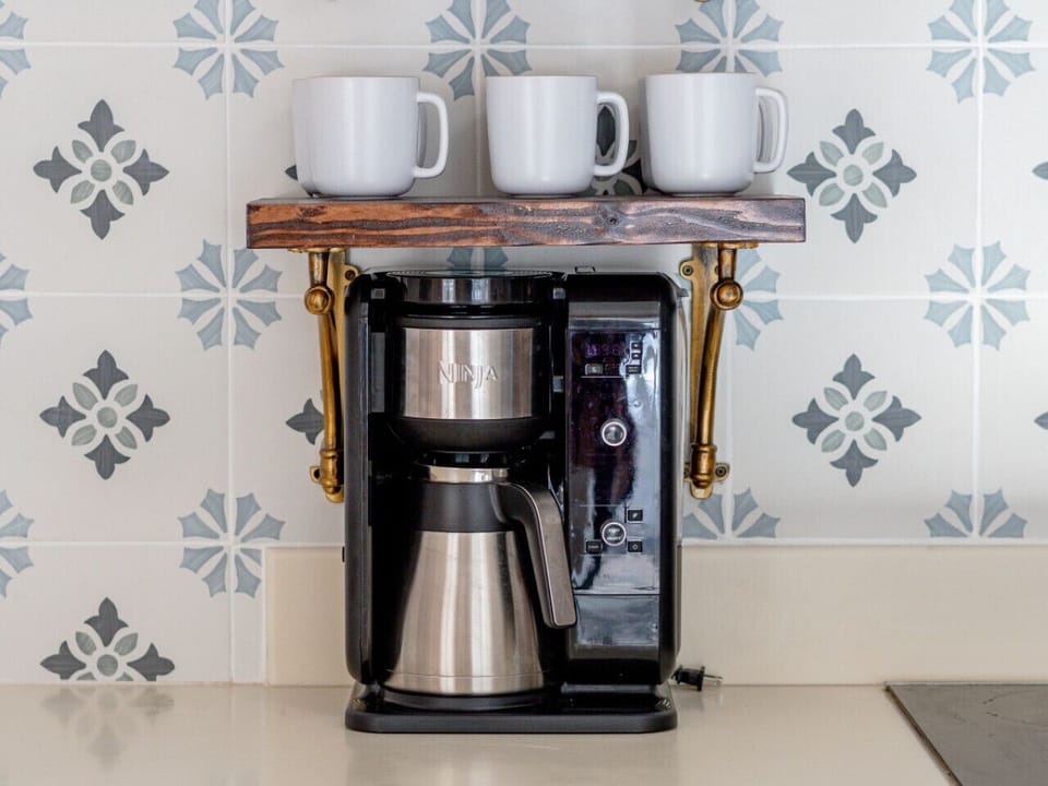 Drip coffee maker is provided as well as a French press