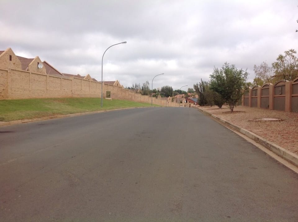 House, 2 Bedrooms, Balcony, Garden View | Front of property