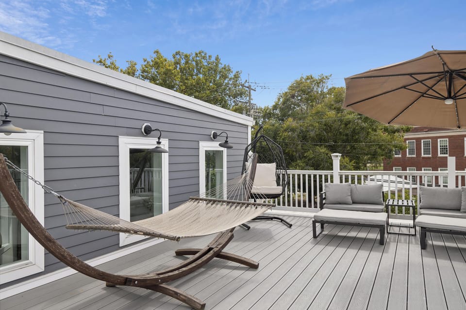 Roof Top Deck 