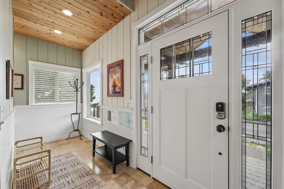 Entry at The Aerie