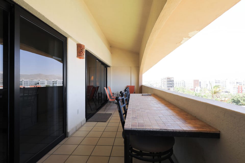 Spacious Patio