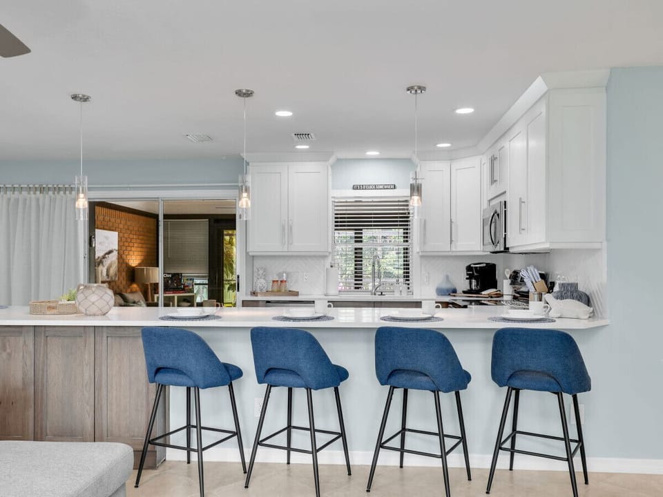 Breakfast Bar