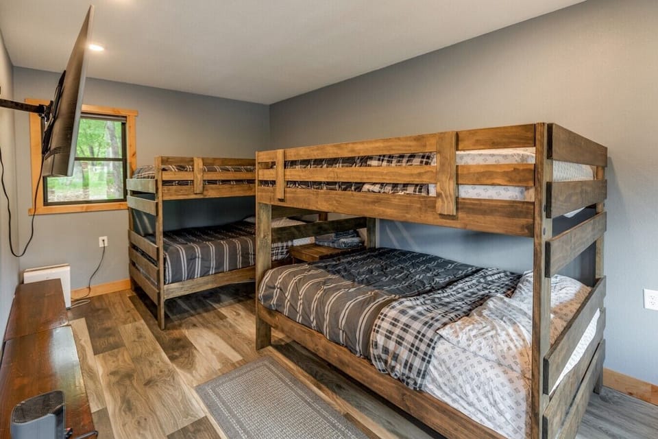 Guest House Bunks