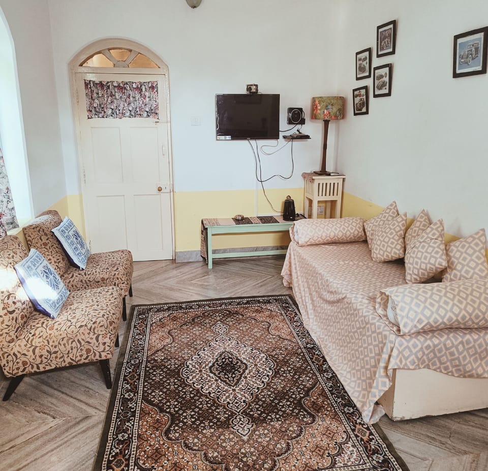 Family Villa | Premium bedding, desk, free WiFi, bed sheets