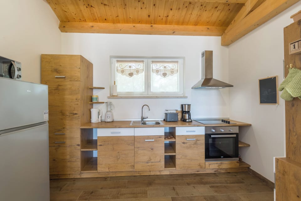 Villa, 1 Bedroom | Private kitchen | Full-size fridge, microwave, oven, stovetop
