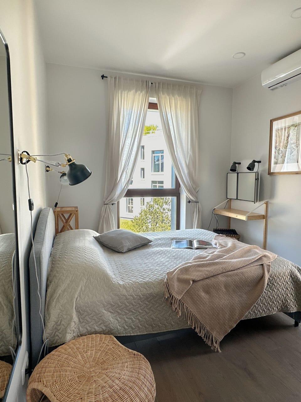 Bedroom (14)