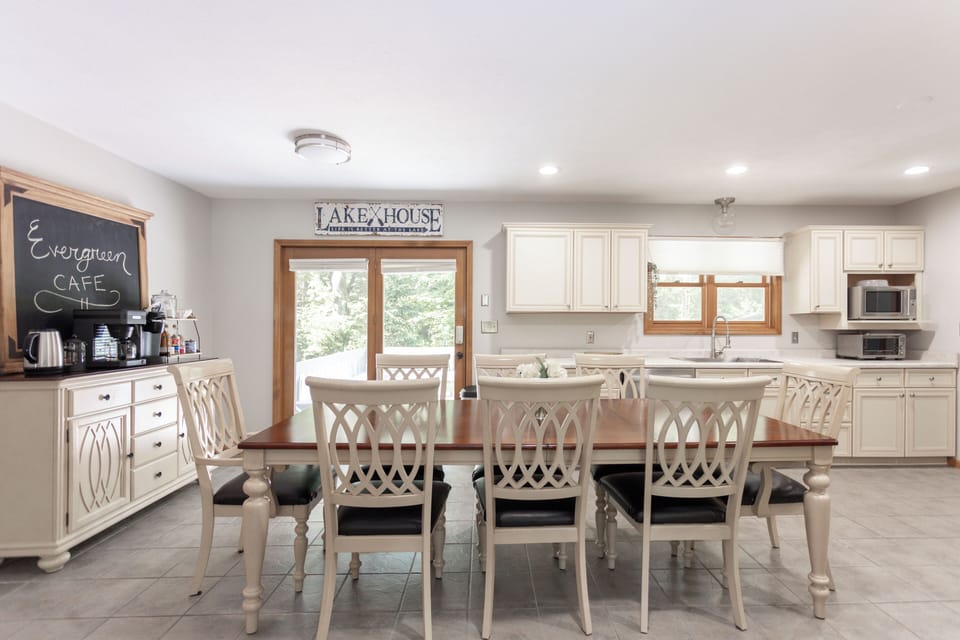 Plenty of space at the table for everyone.
