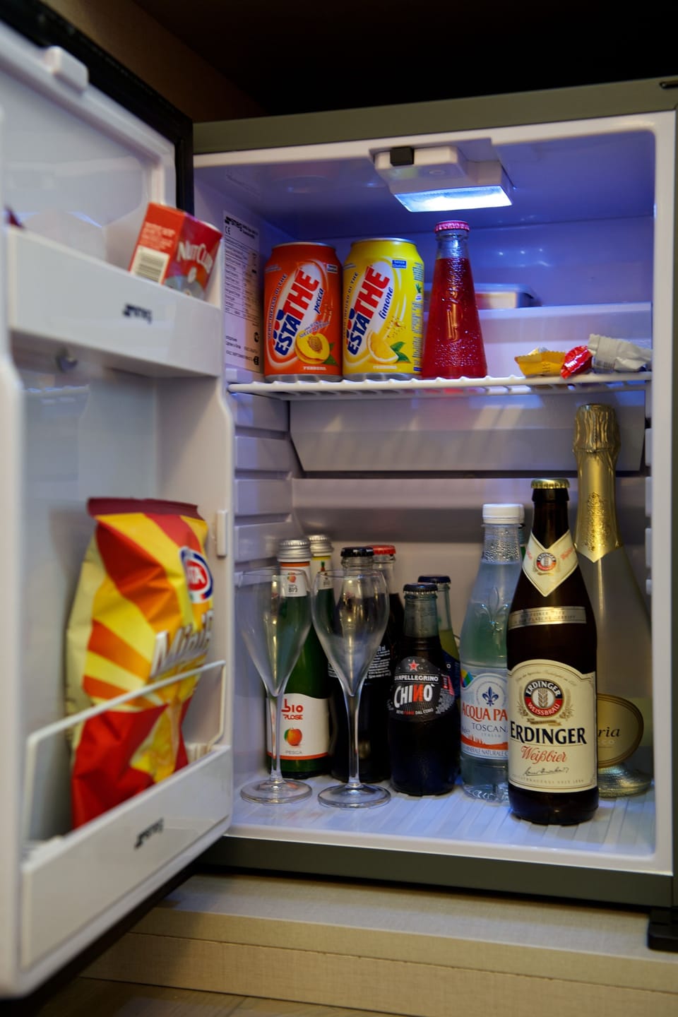 Superior Double Room | Mini-refrigerator