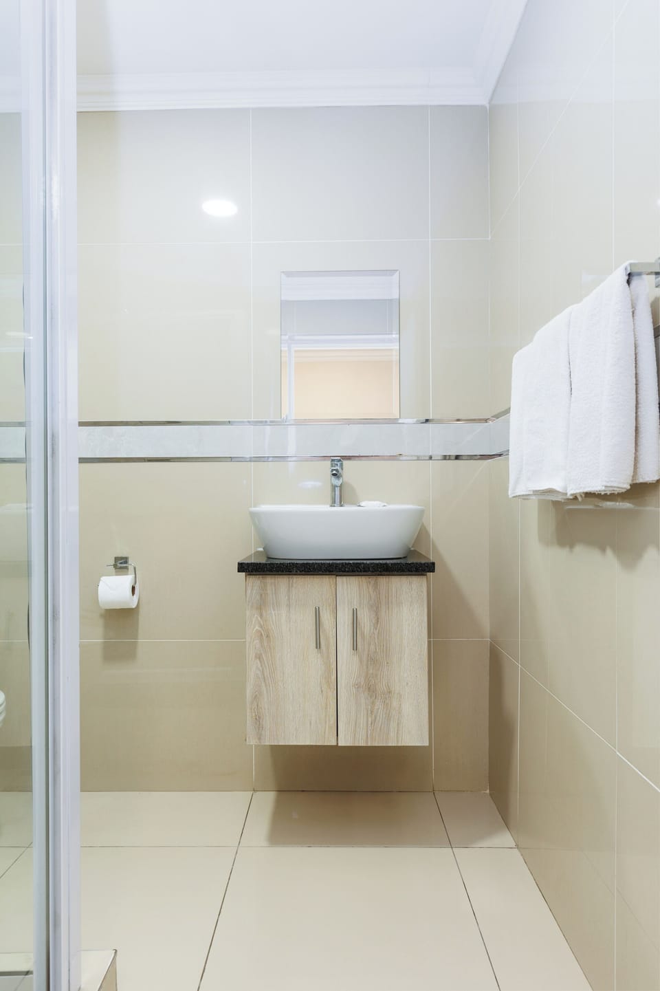 Standard Single Room | Bathroom | Shower, towels, soap, toilet paper