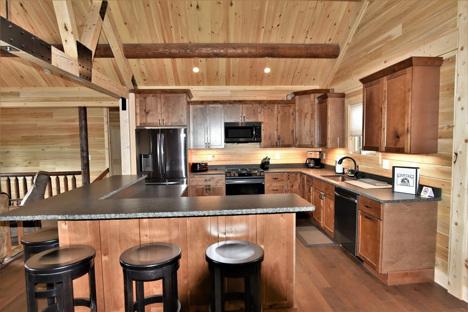 Kitchen (2)