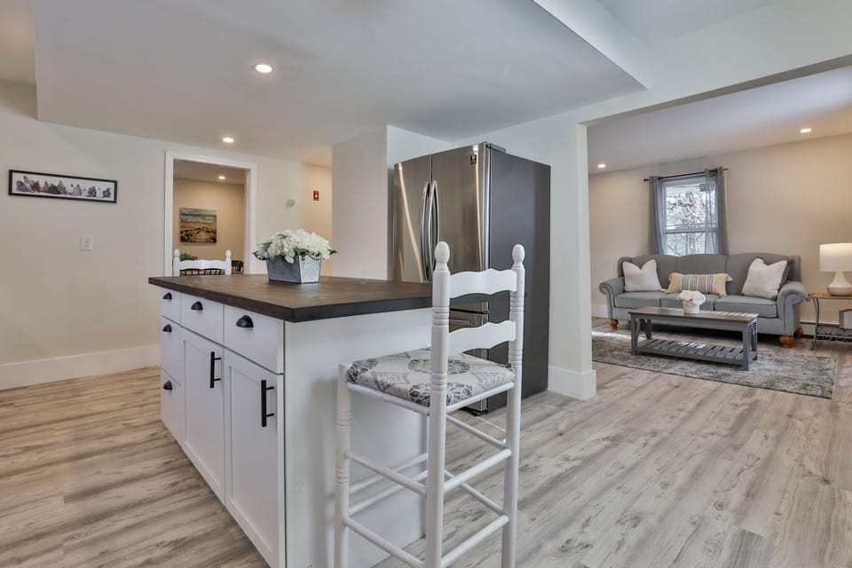 Kitchen Overlooking Sitting Room 
