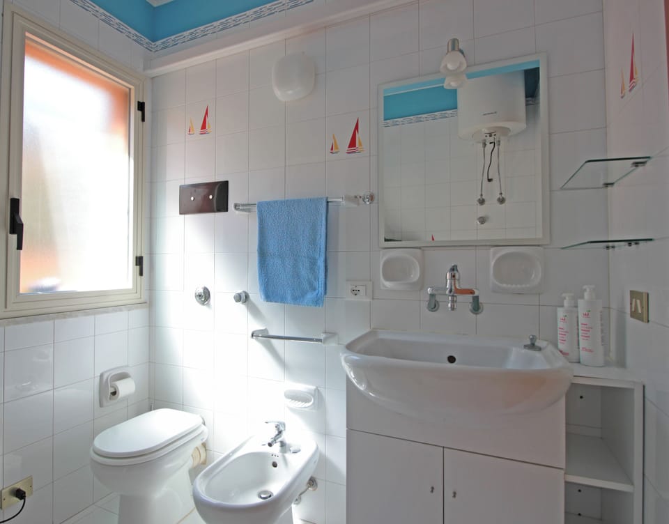 Condo | Bathroom | Bidet