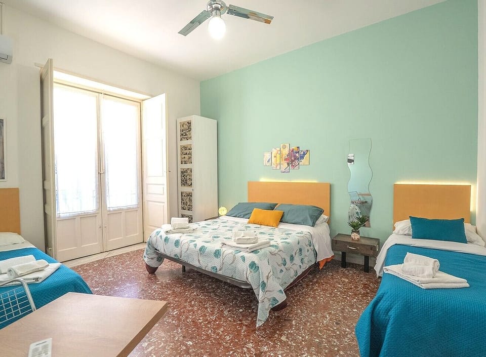 Comfort Apartment, 3 Bedrooms, Non Smoking, Balcony | Individually decorated, individually furnished, desk, iron/ironing board