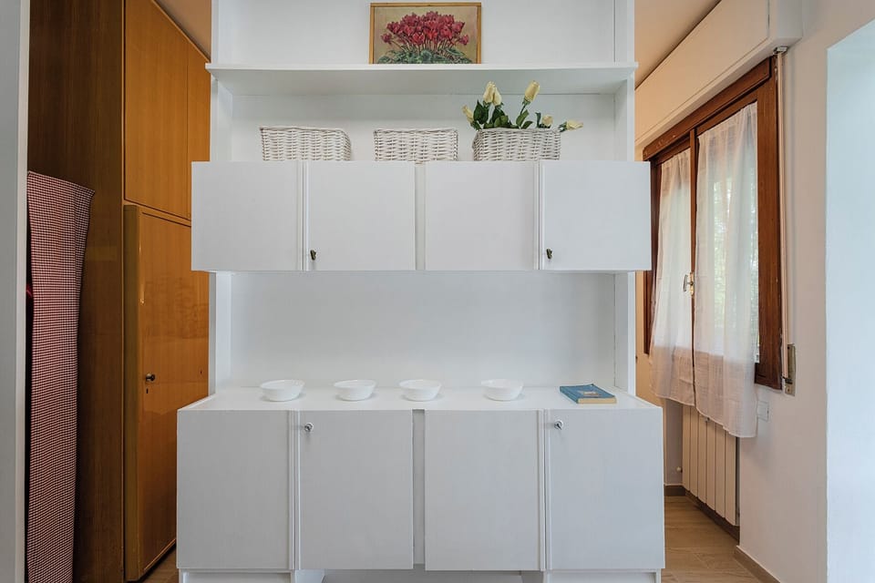 Apartment, Balcony, Courtyard View | Living area | 32-inch flat-screen TV with cable channels