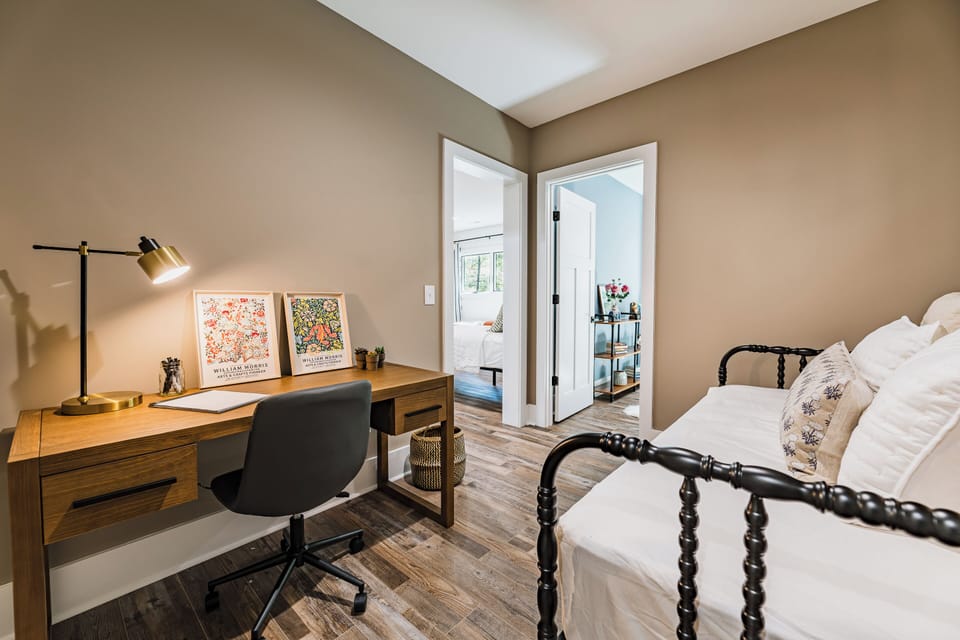 There's also a twin daybed in the office space if you need a place to chill out or an additional sleeping space.