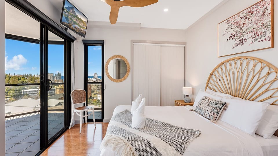 Main Bedroom 